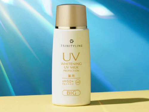 ～1本でシミ原因もシワ原因もどちらも防ぐ、「最強レベル」薬用美白UV～