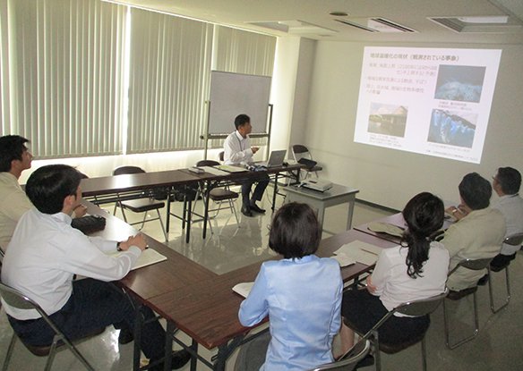 A lecture on environment education